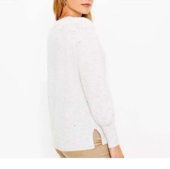 LOFT  Cream V-neck Sweater Women's Size XL Natural Flecked Lightweight - Picture 2 of 8